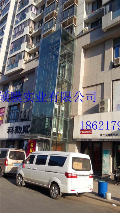 億豐建材市場觀光電梯